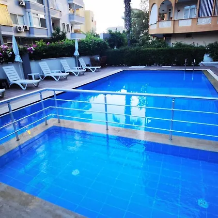 White Gold Avokado Apartamento Alanya
