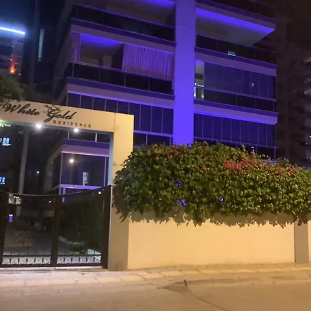 White Gold Avokado Apartament